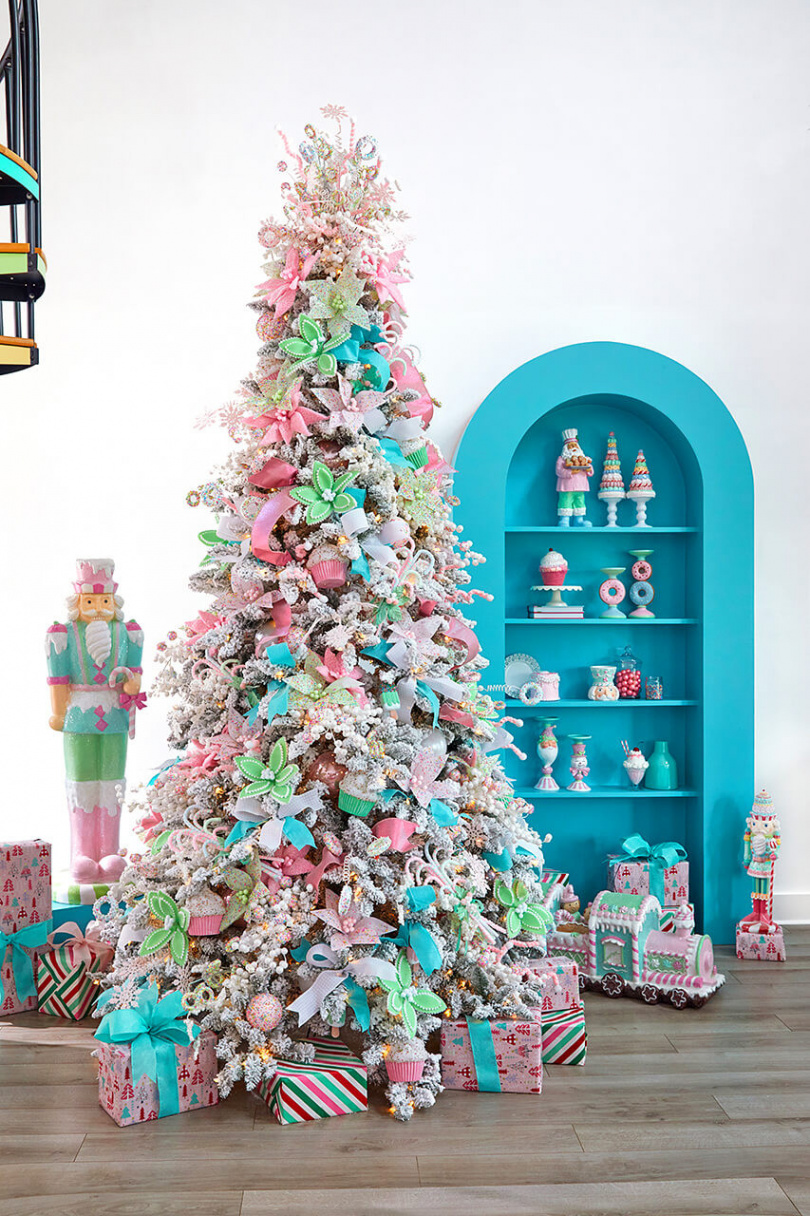 Candy Themed Christmas Tree Kit - Santa