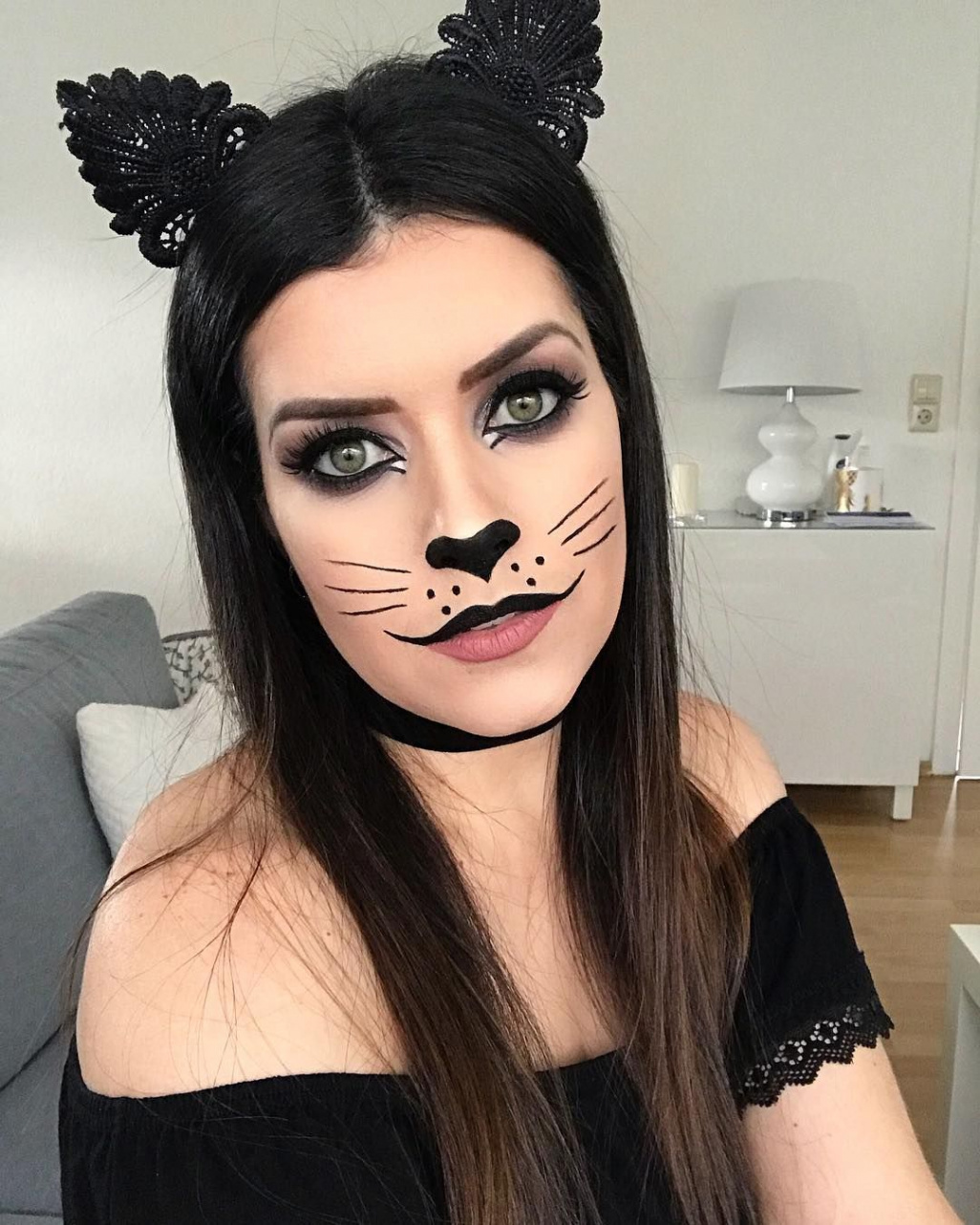 Cat makeup #makeup #halloween #halloweenmakeup #makeupideas