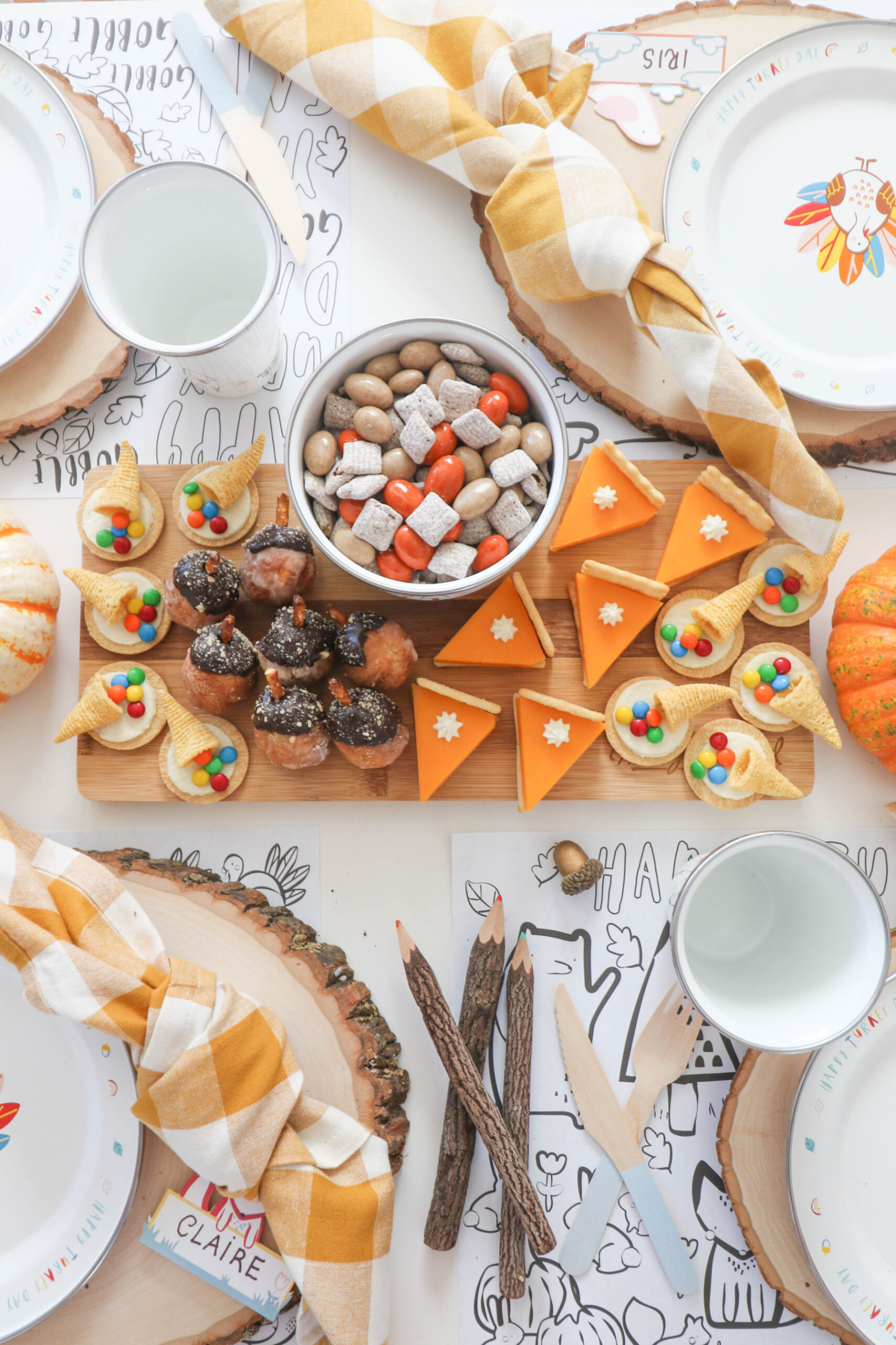 DIY Kids Thanksgiving Table Ideas To Fall in Love With This Season