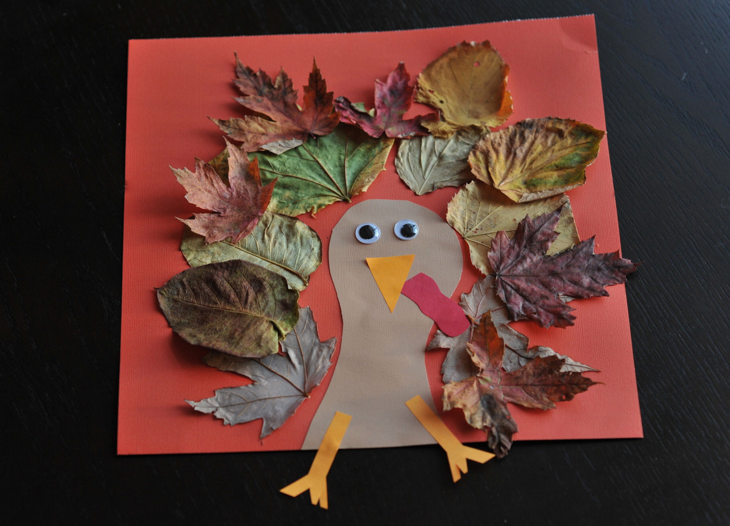 Fall Turkey Craft with Leaves  mommyapolis