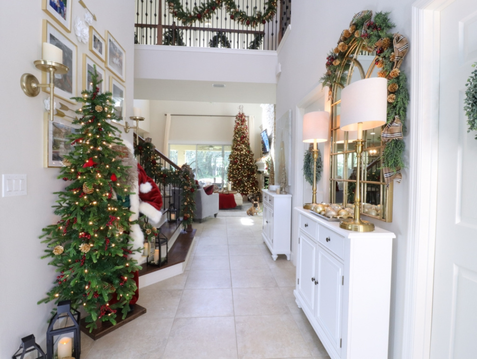 Foyer and Front Door Christmas Décor Ideas  Balsam Hill Blog