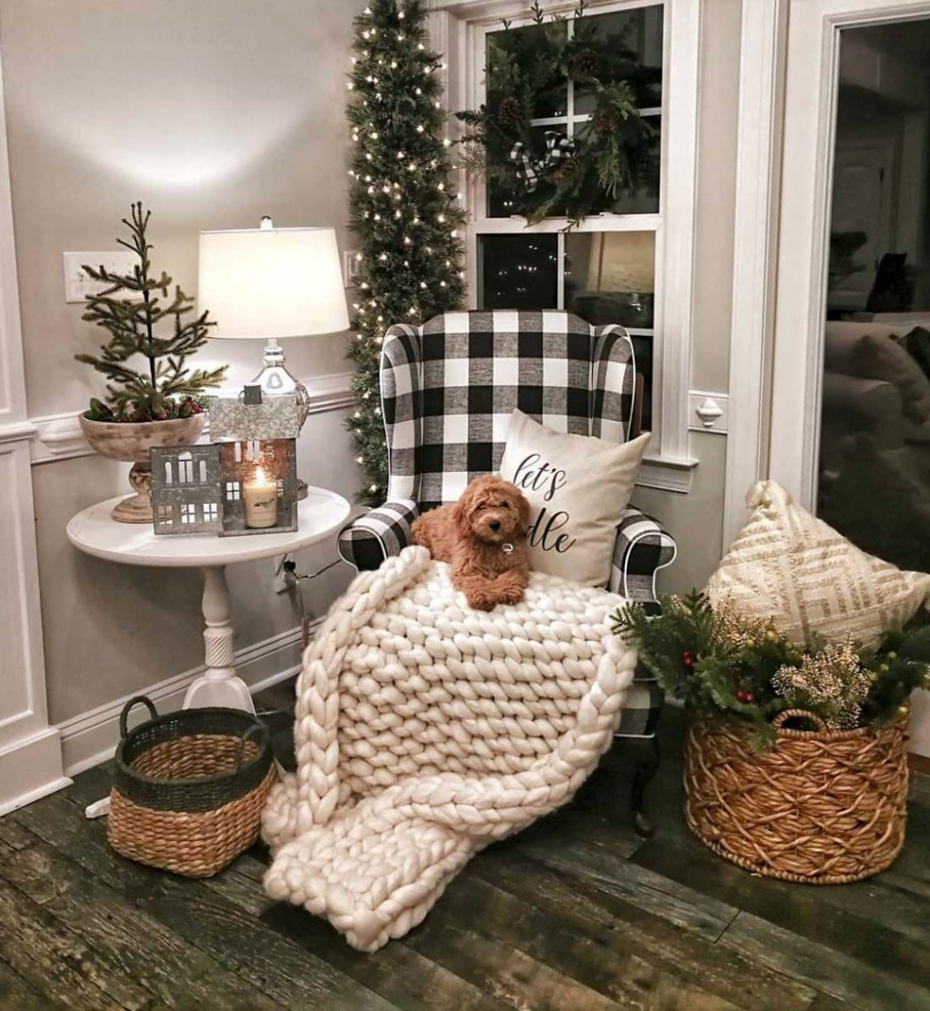 Get Cozy with These Rustic Farmhouse Christmas Decorating Ideas