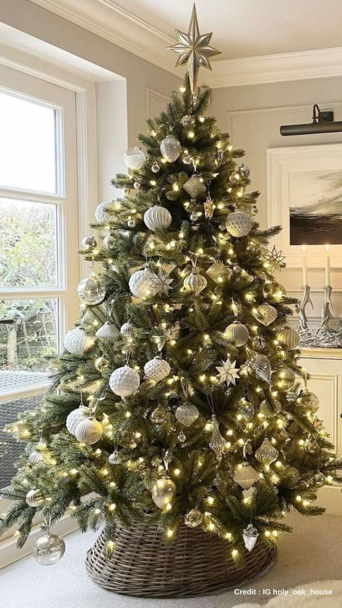 Green Christmas Tree Ideas in   Christmas deco, Christmas