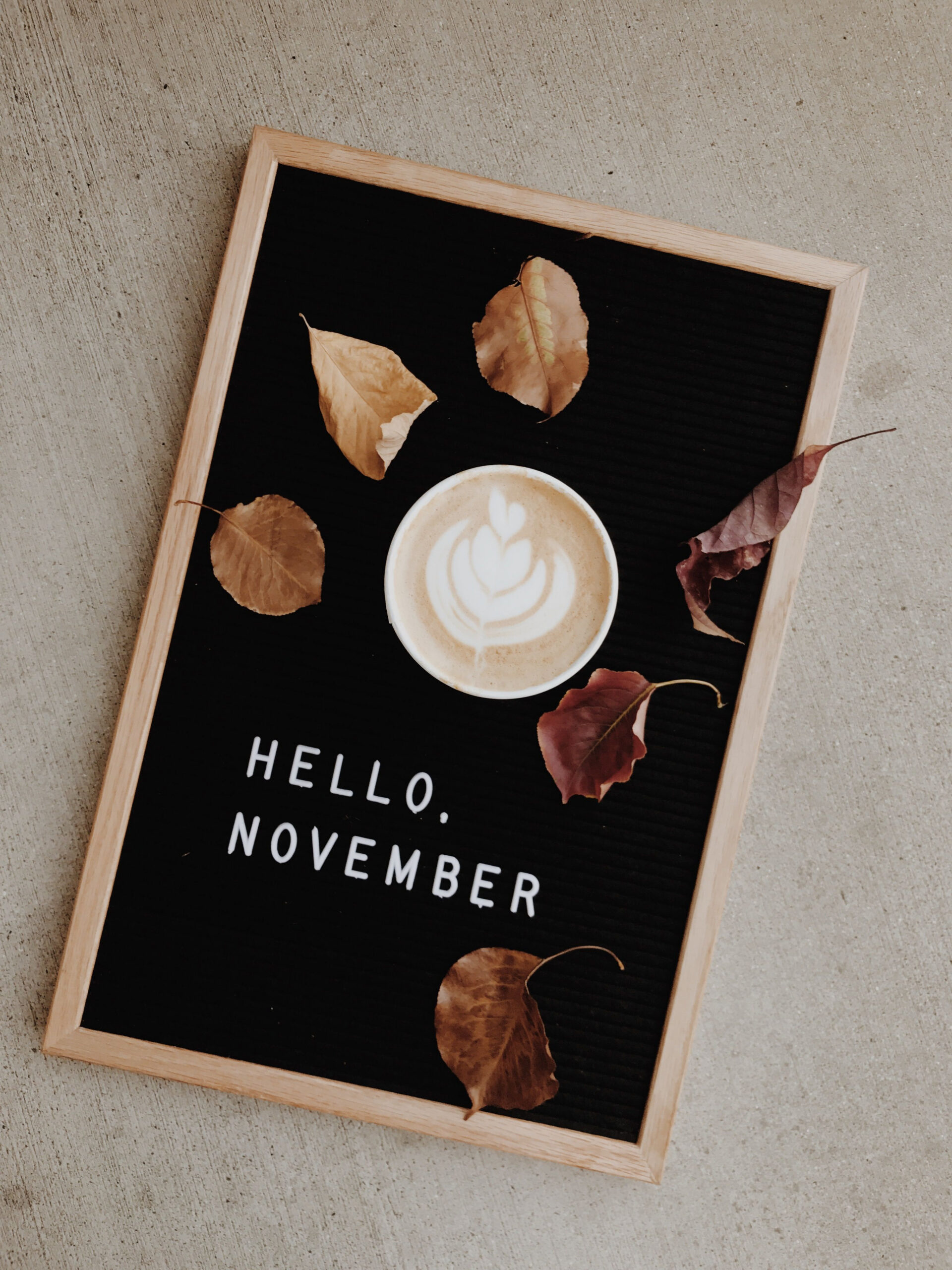 Hello November // Photo taken by @lovethewalls  Hello november