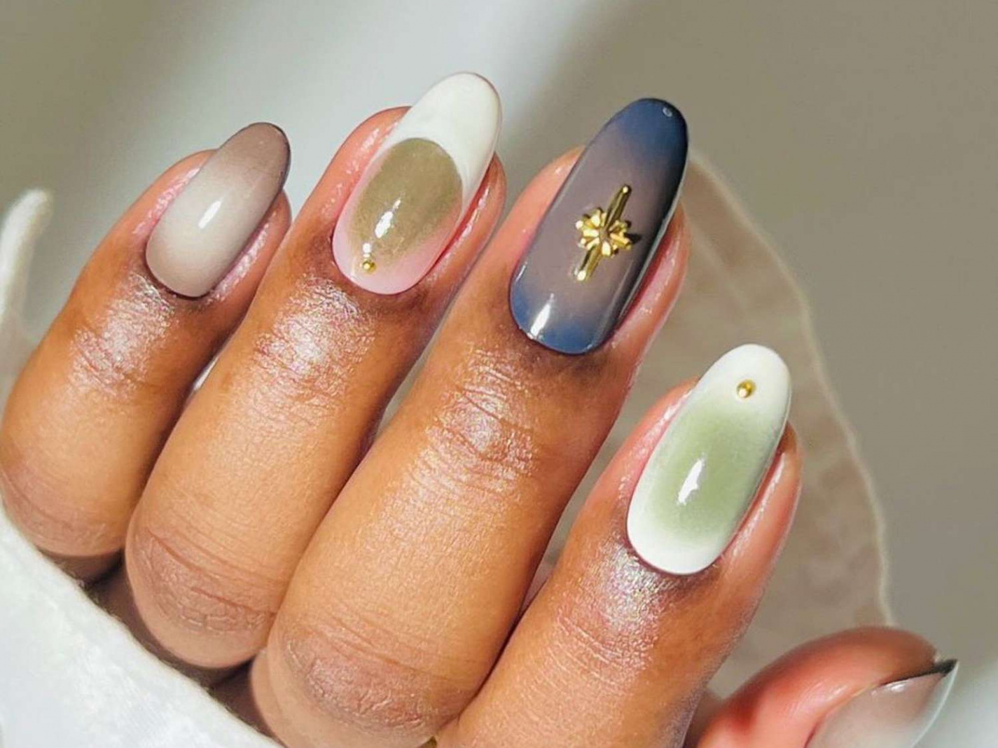 November Manicures to Wear to Thanksgiving and More