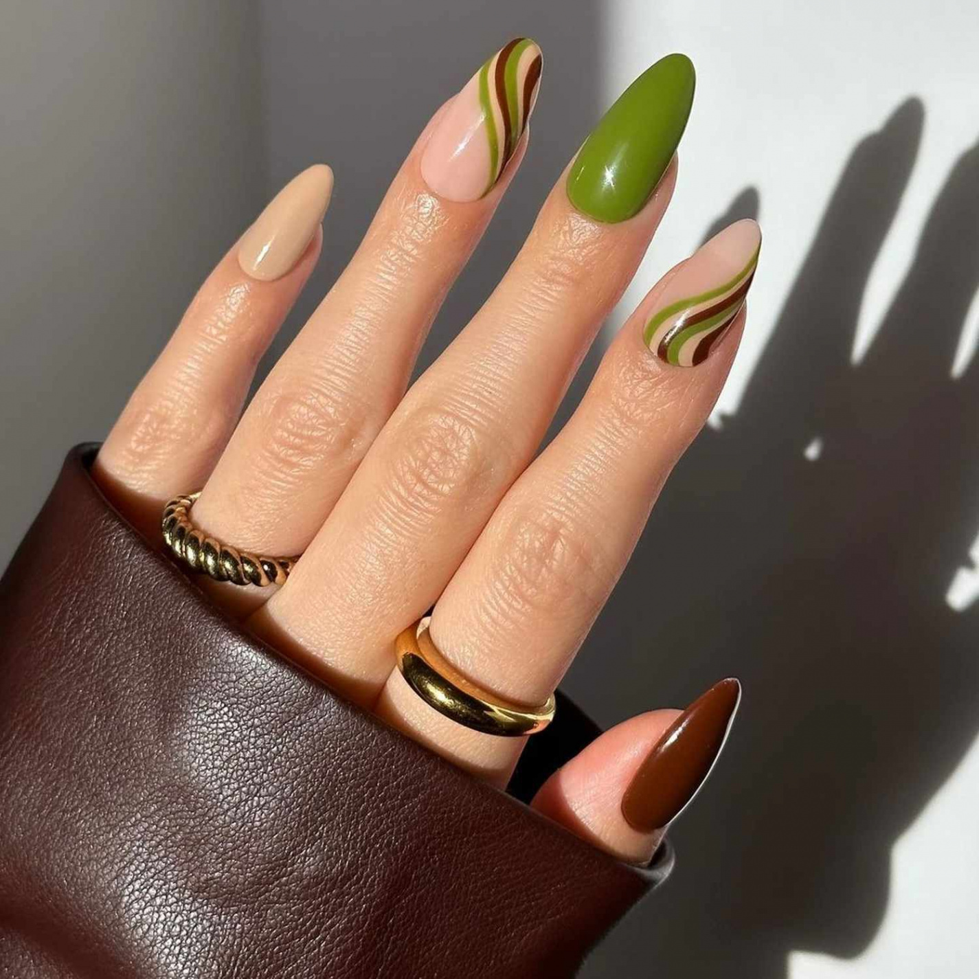 November Manicures to Wear to Thanksgiving and More