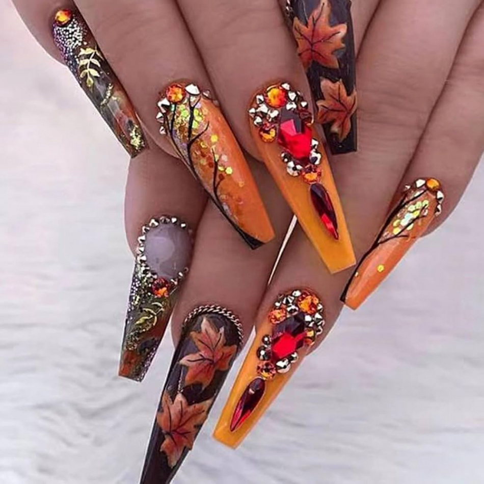 Pcs Thanksgiving Fall Press on Nails Long Coffin Maple Leaf Fake Nails  with Rhinestones Gems Design Yellow Acrylic Glue on Nails Autumn Maple  Leaves