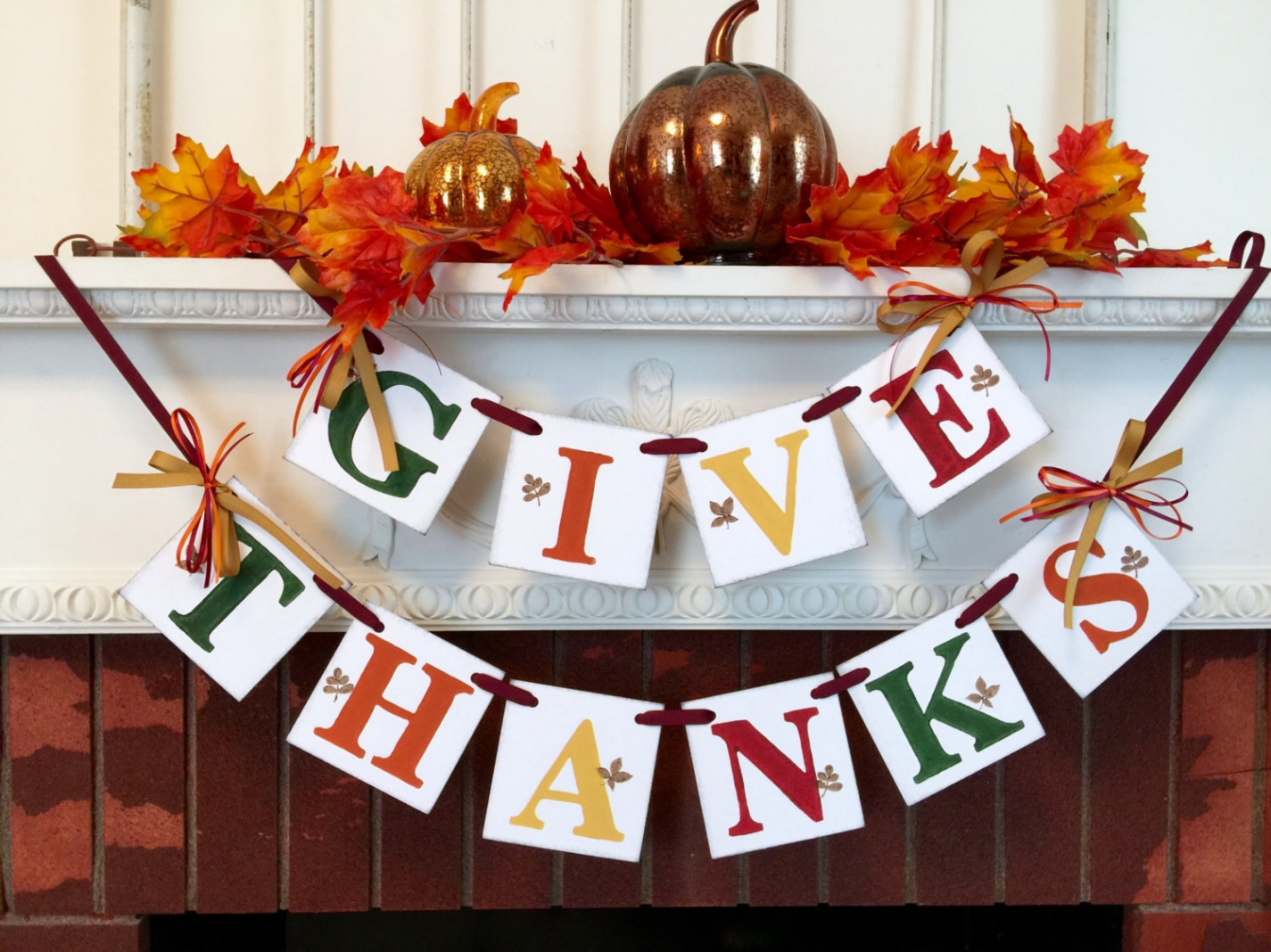 Thanksgiving Decor / Give Thanks banner / Fall Hostess Gift