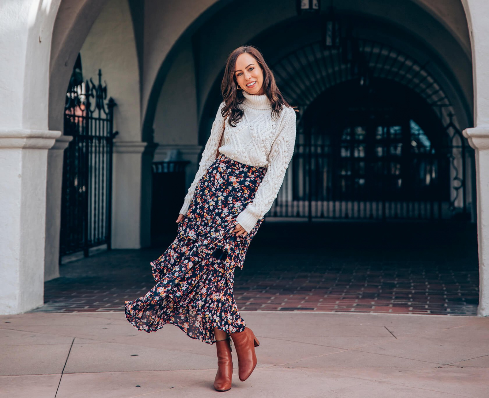 Thanksgiving Outfit Ideas: Maxi Skirt & Sweater Pairing - Sydne Style