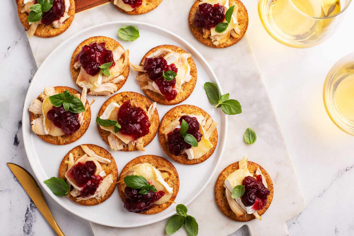 The Best Snacks to Make for Friendsgiving