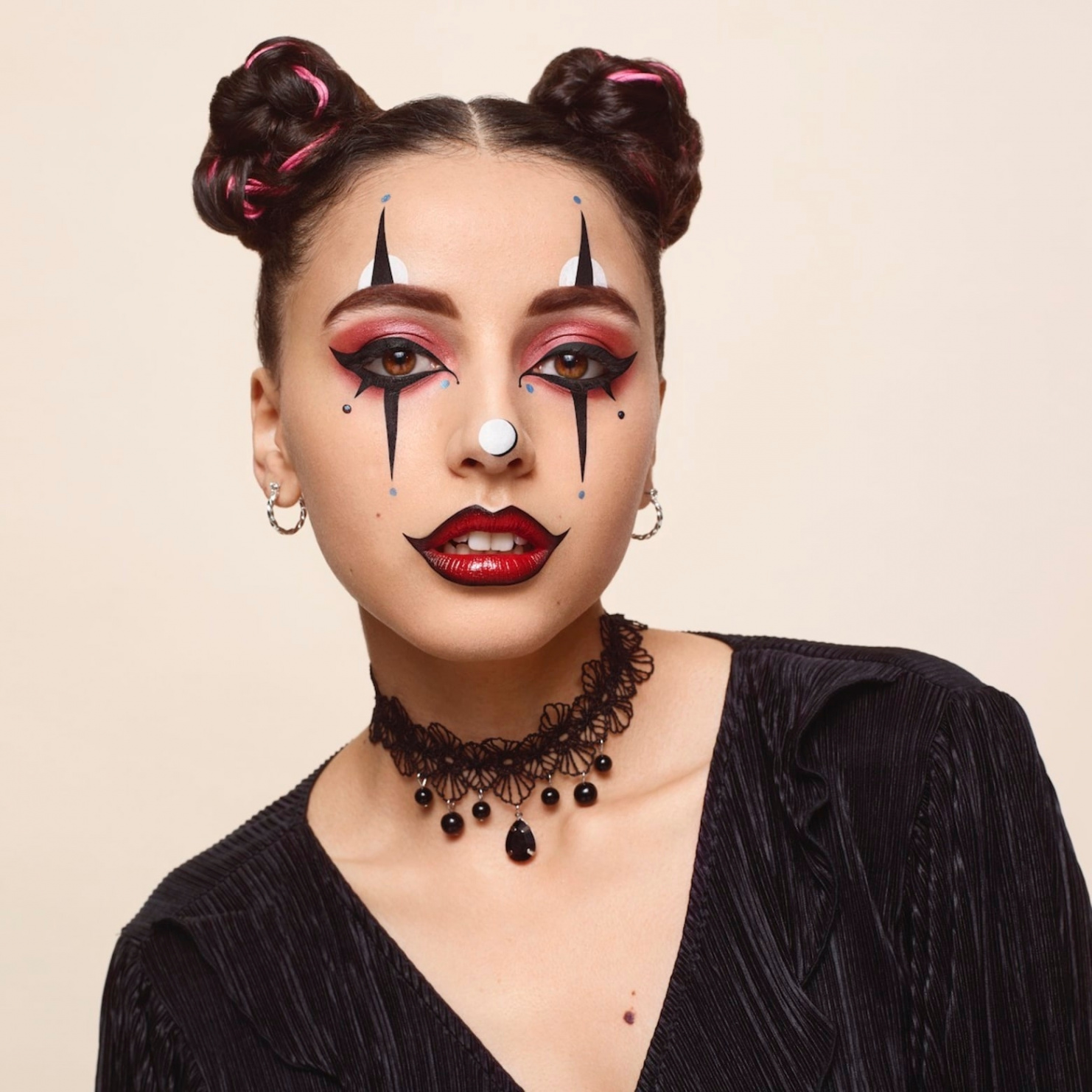 This Clown Halloween Makeup is Scarily Good  Rimmel London