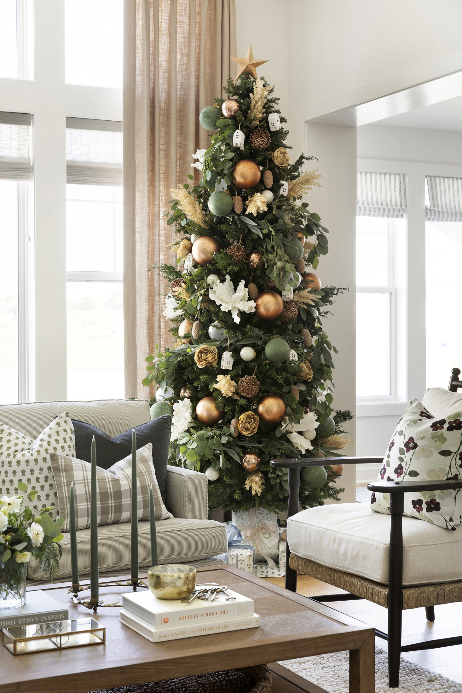 Tips for Decorating Your Christmas Tree  Bria Hammel Interiors