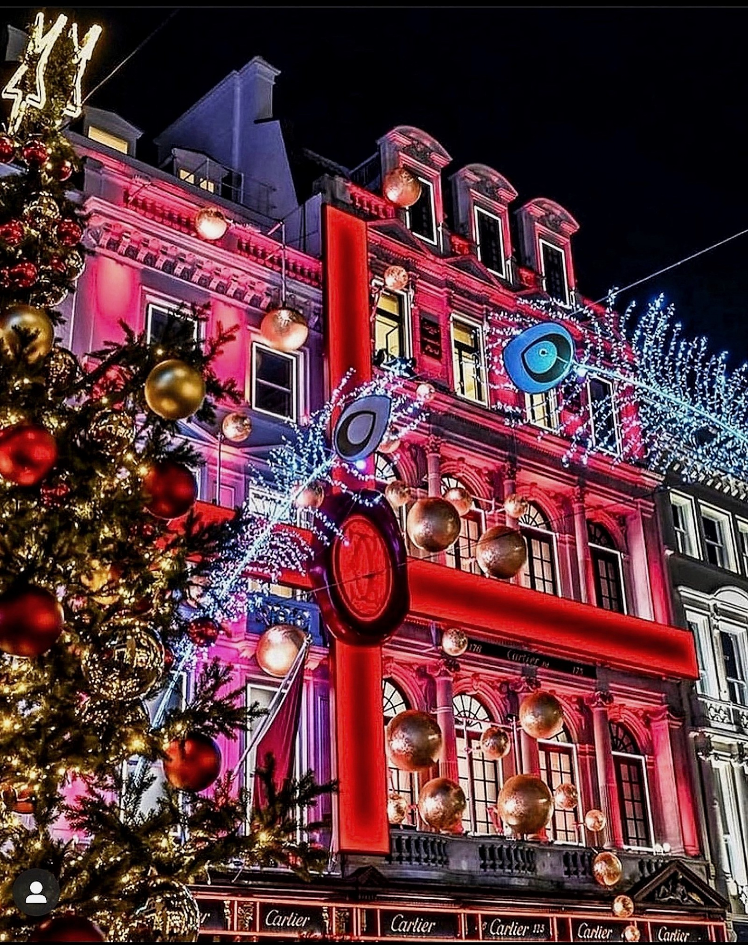 Top  Most Incredible, Jaw-Dropping, Christmas Decorations In