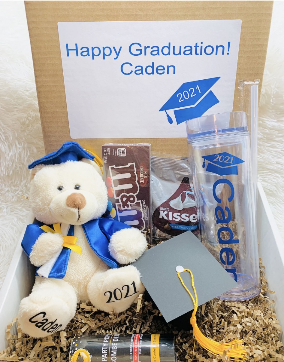 Best th Grade Graduation Gifts That Every Teenager Will Love