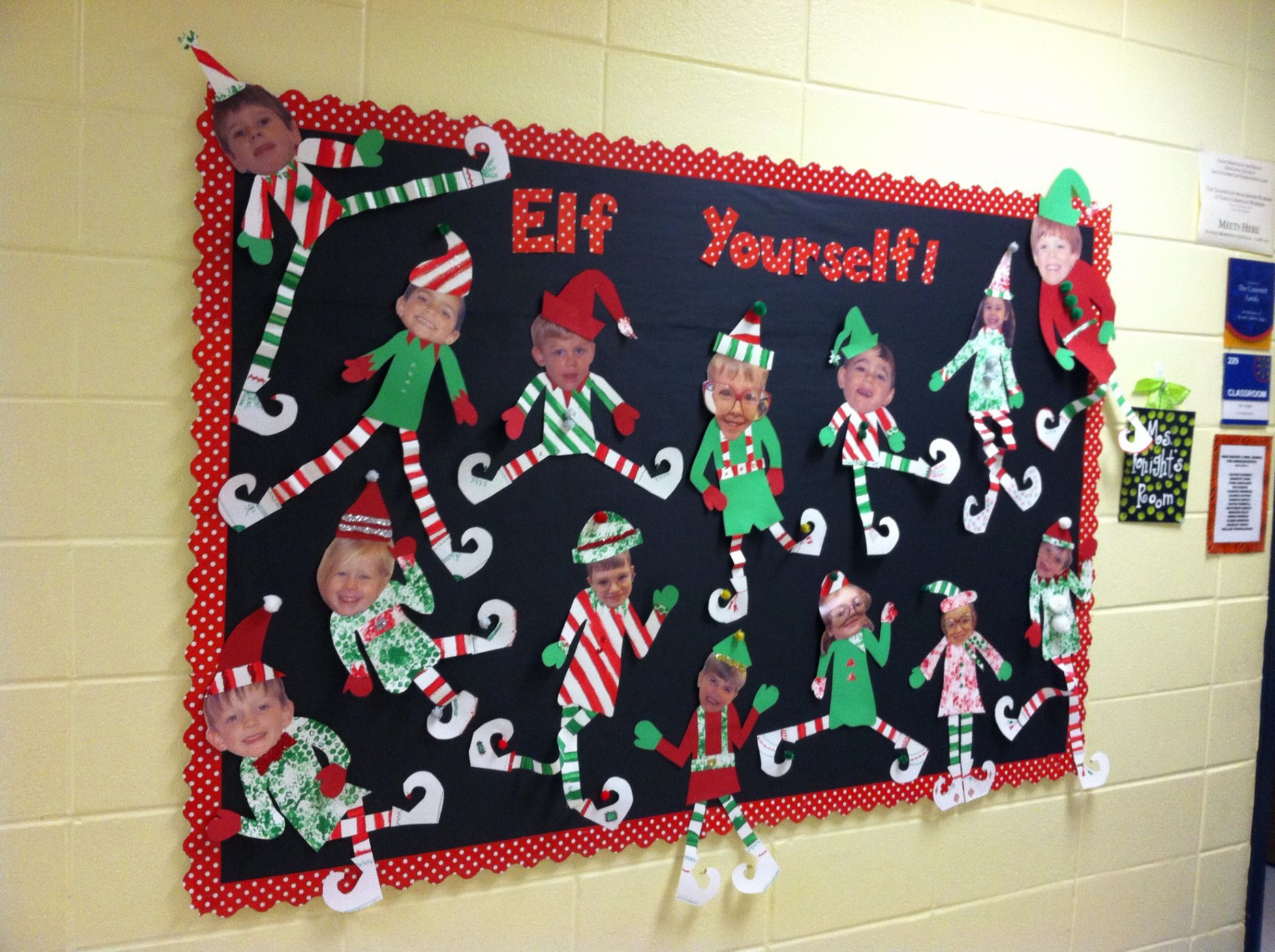 Christmas Bulletin board  Christmas bulletin, Fun christmas