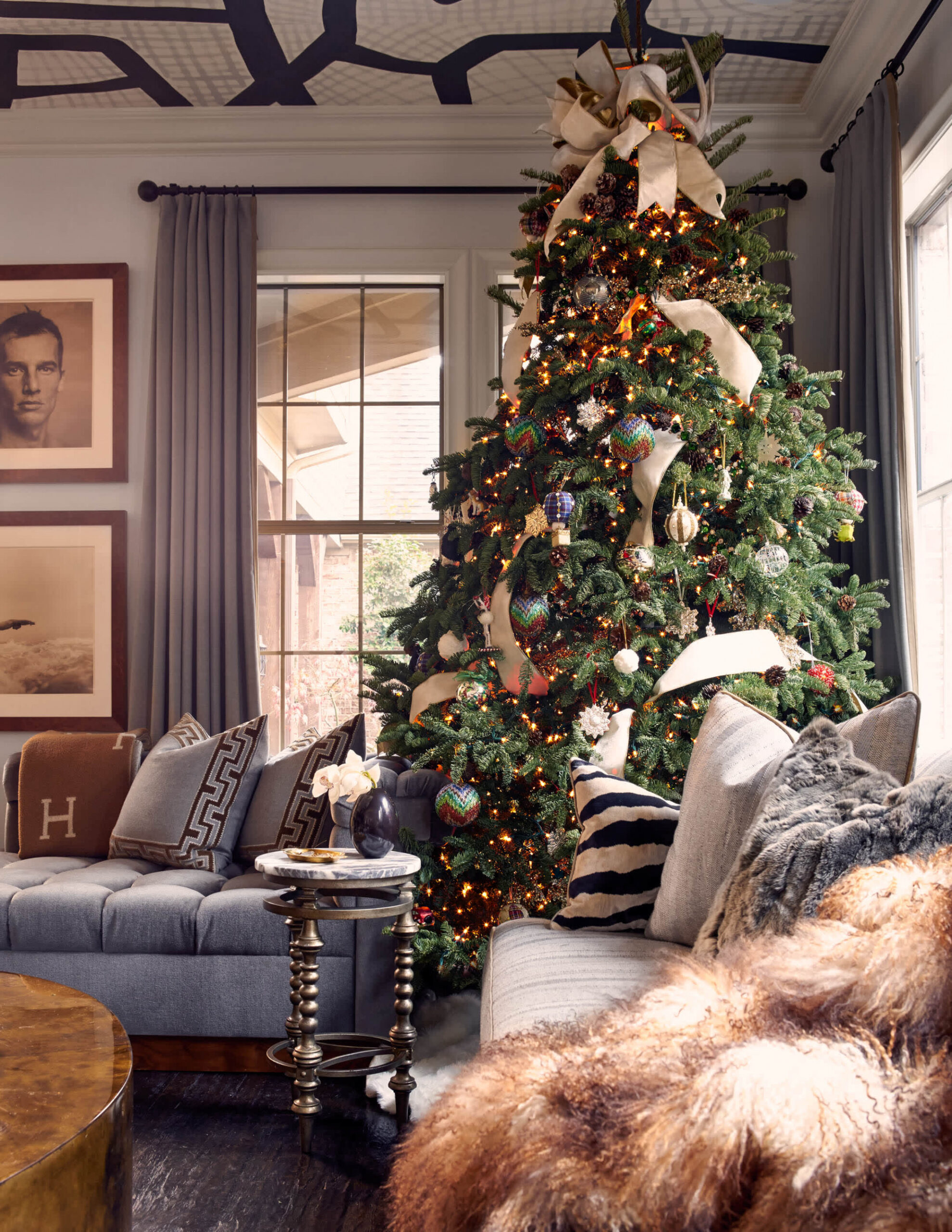 Christmas Color Schemes - Decorating Ideas for   Apartment