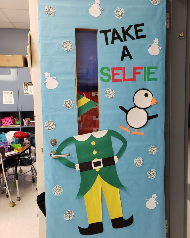 Christmas Door Decorations - Lucky Little Learners