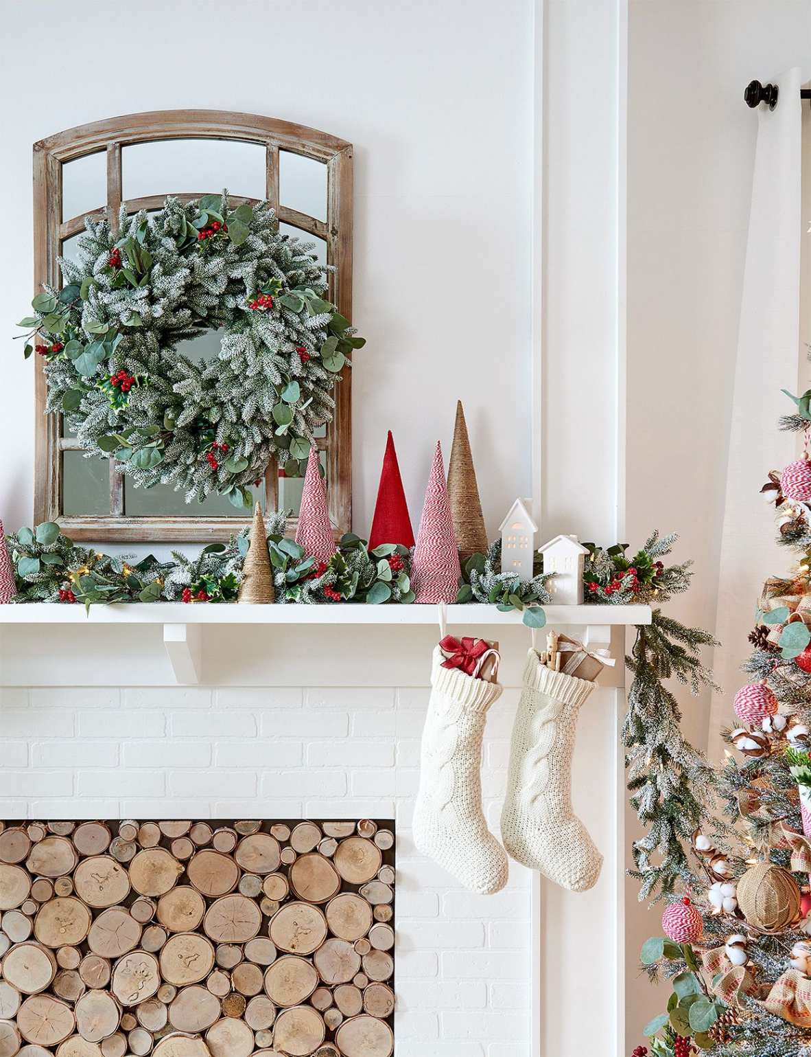 Creative Christmas Mantel Ideas