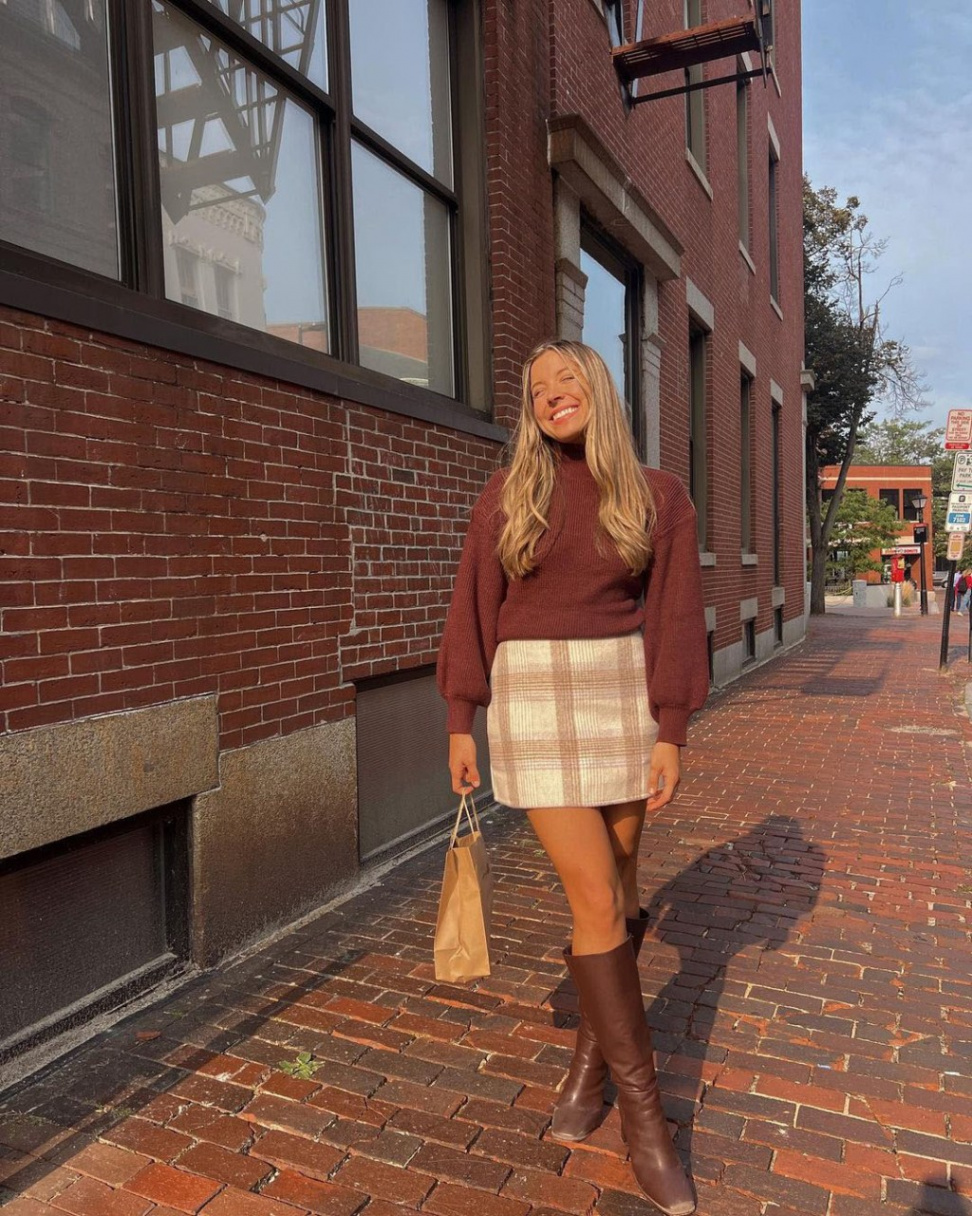 Cute Thanksgiving Outfits and Ideas Sure to Turn Heads