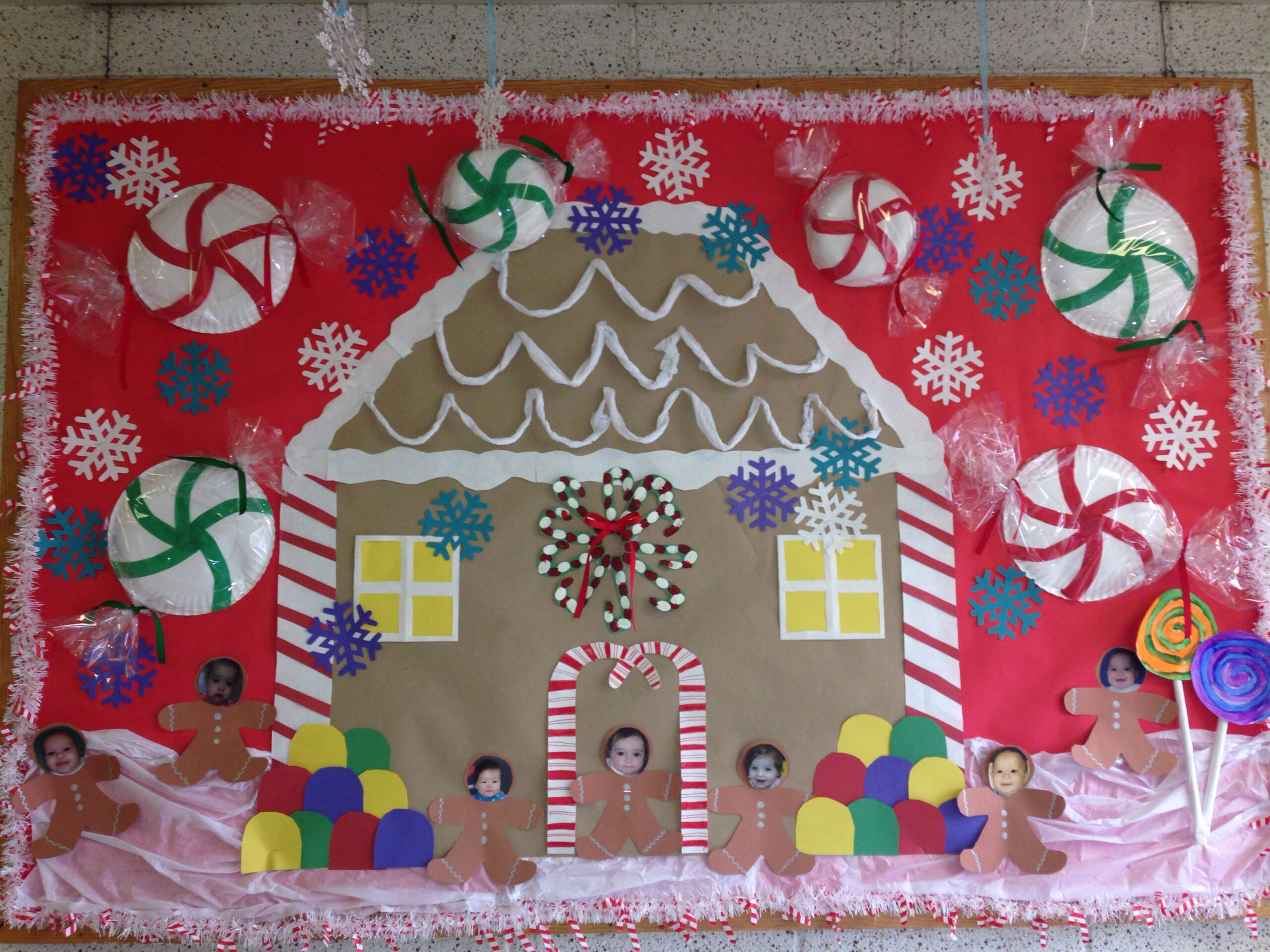 December gingerbread house  Preschool christmas, Christmas