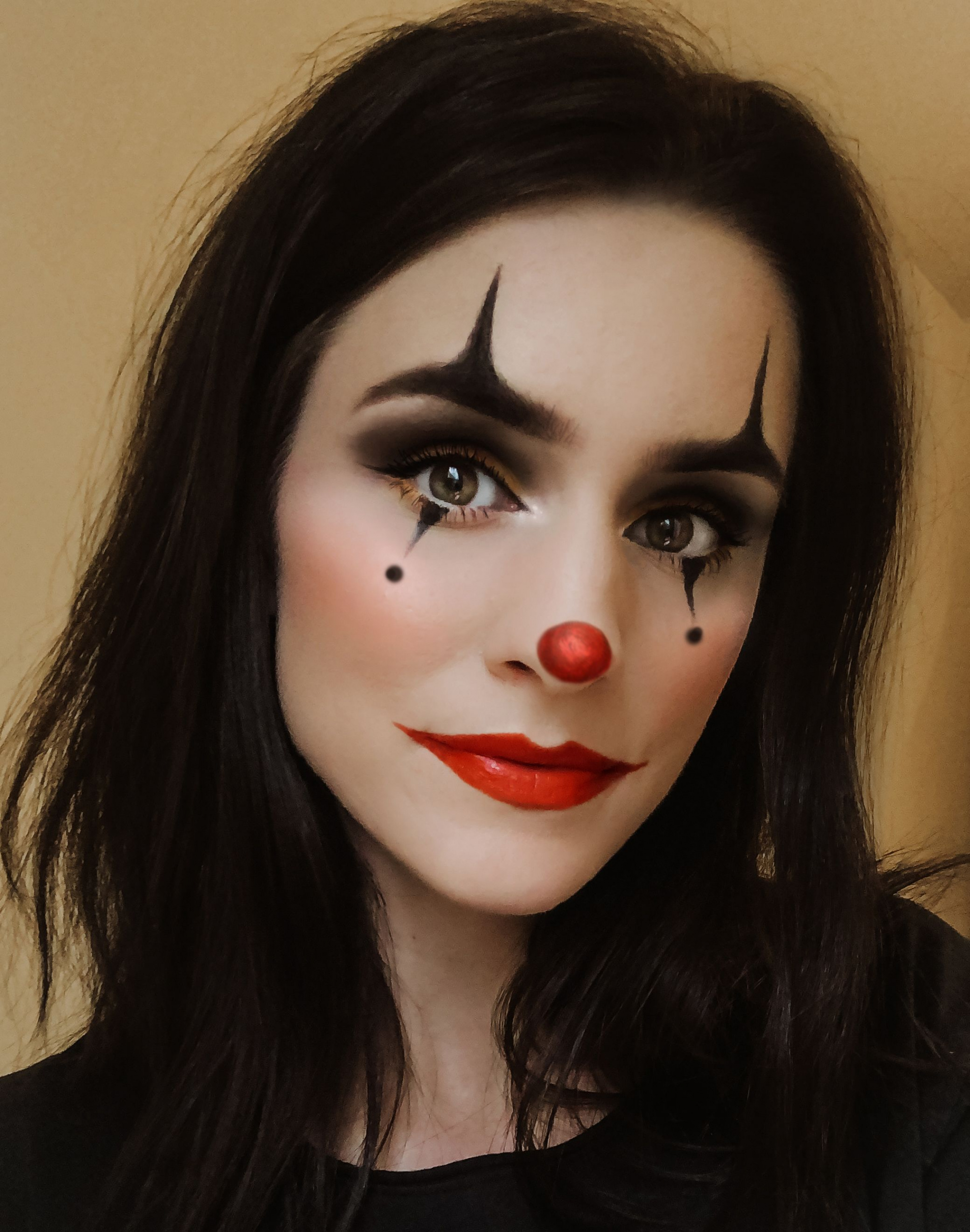 Easy Clown Halloween Makeup  Cute clown makeup, Halloween makeup