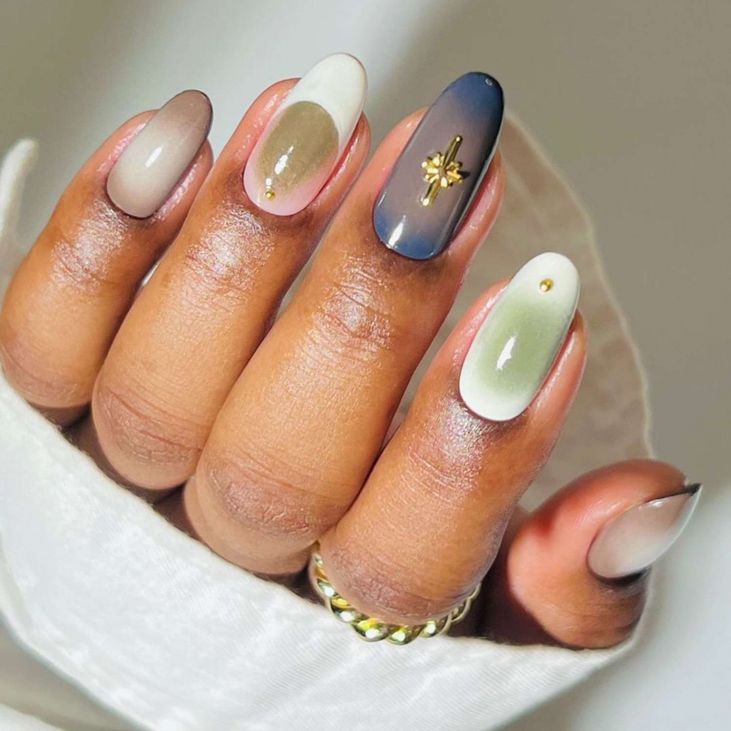 November Manicures to Wear to Thanksgiving and More