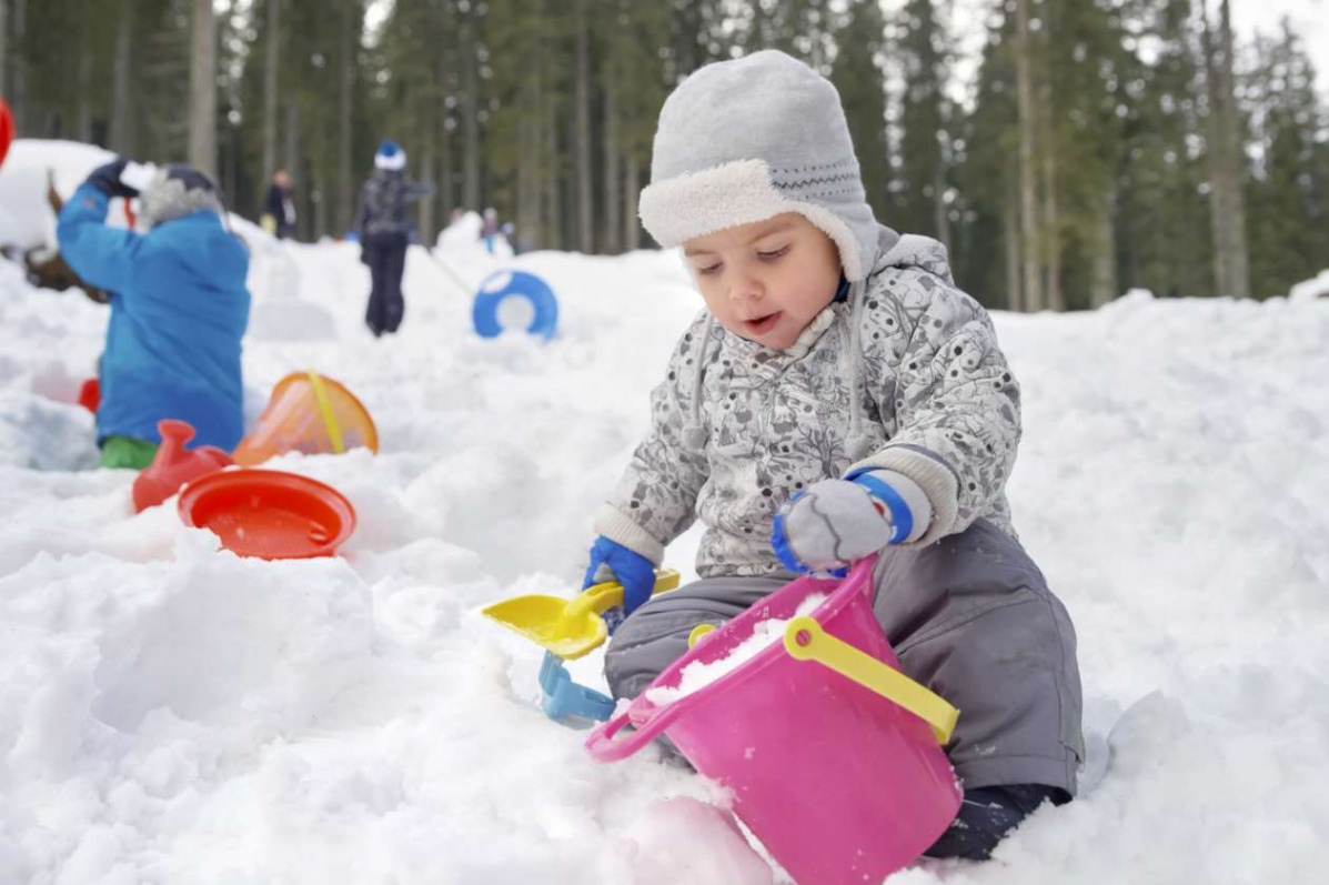 Outdoor winter activities for toddlers – Active For Life