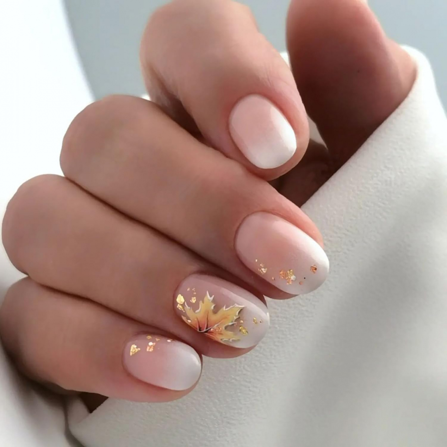 Pcs Autumn Thanksgiving Press on Nails Short Square Fake Nails with Glue  Glossy Glue on Acrylic Nails Oval Nail Tips Pink White Gradient False