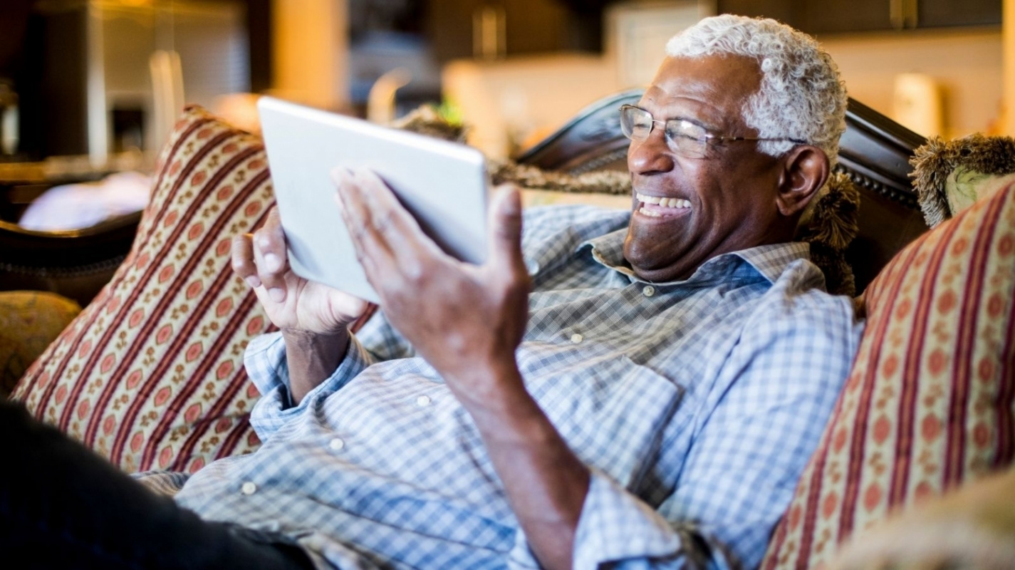 Socially Distanced Winter Activities for Seniors - ComForCare In