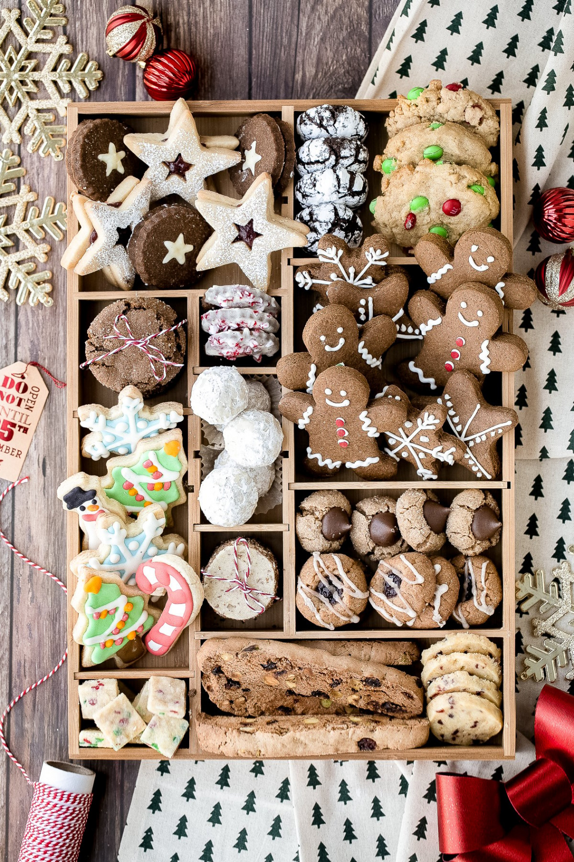 The Best Holiday Cookie Box