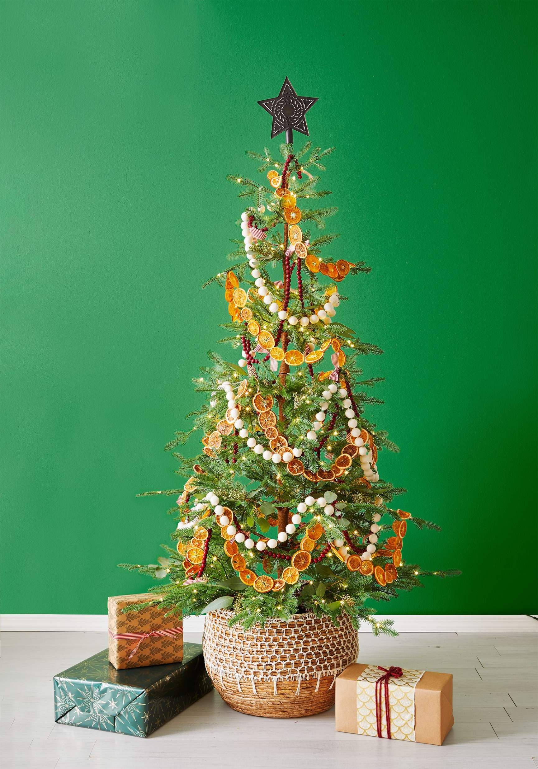 Unique Christmas Tree Ideas for a Festive Home in