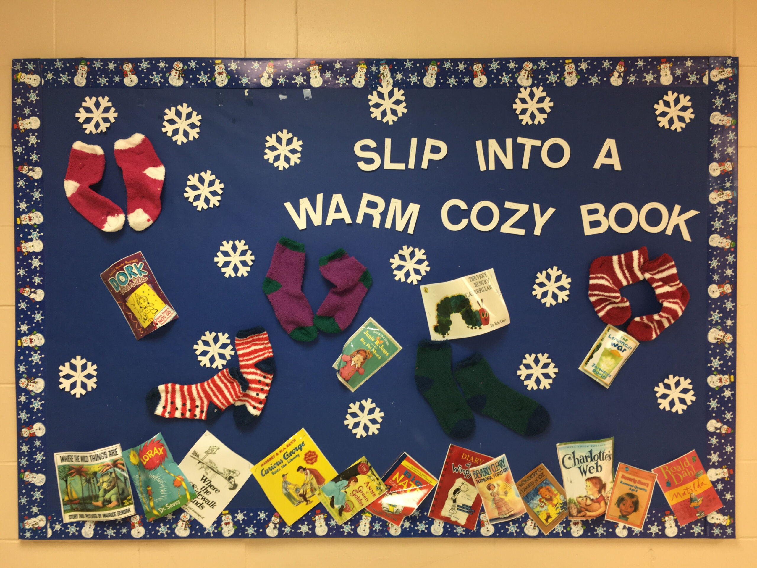 Winter Library bulletin board  Library book displays, School