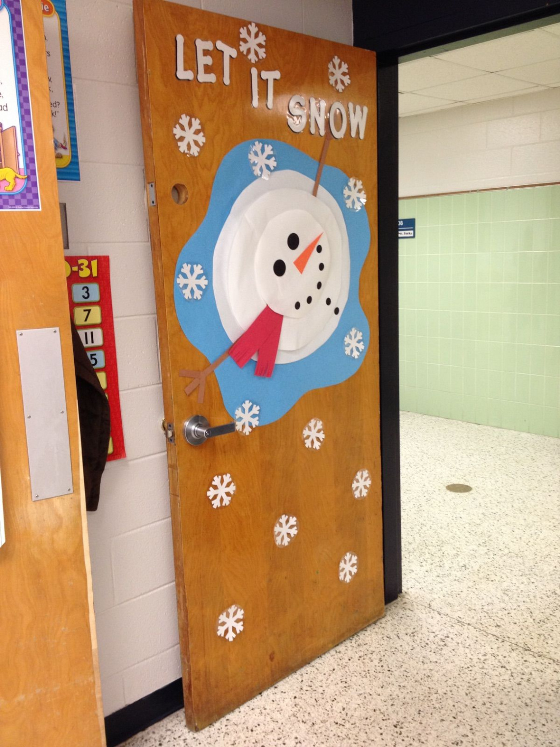 Let It Snow!! Winter Classroom Door Ideas  Valentines door