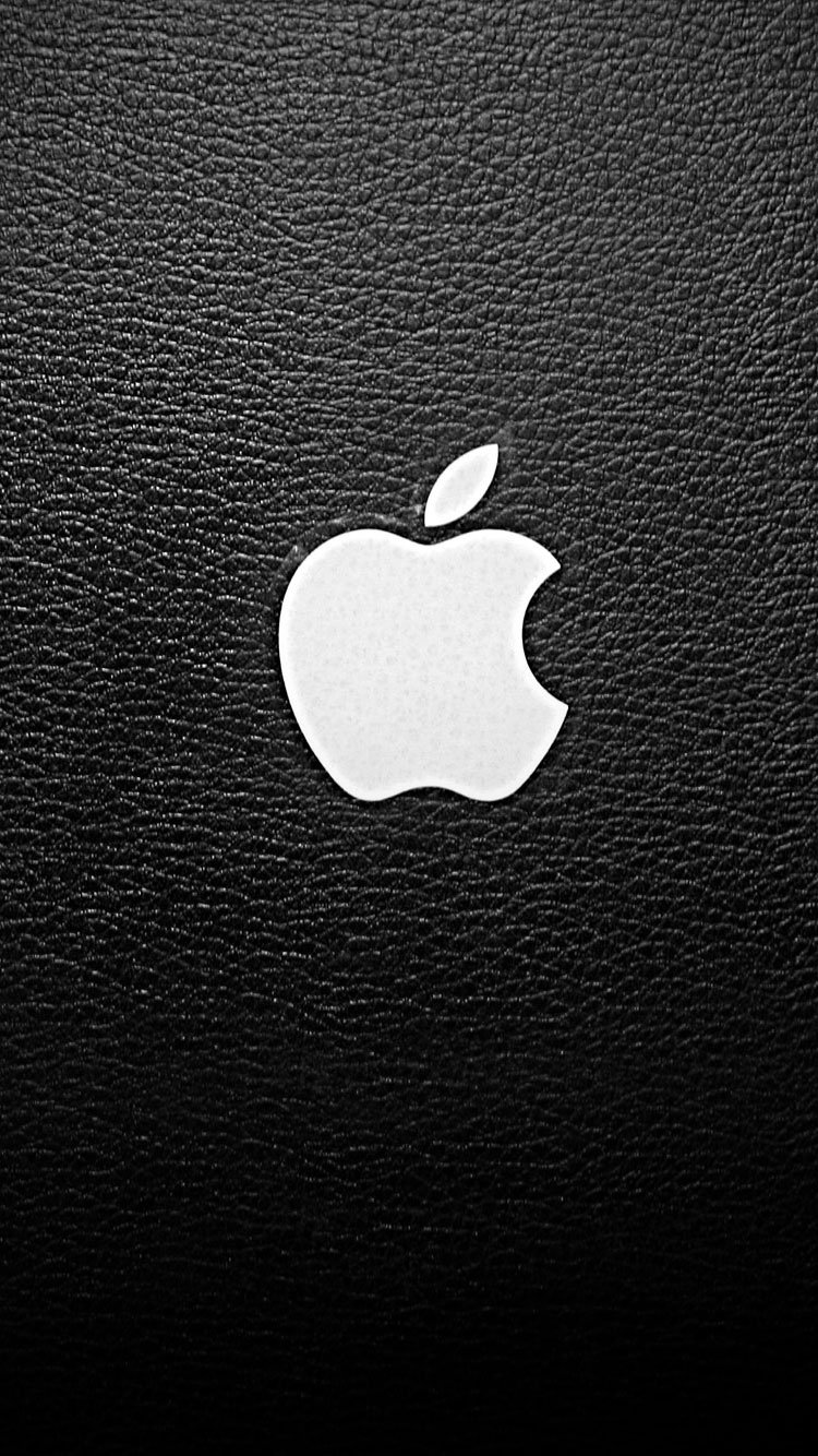 Iphone 13 Black Wallpaper 26